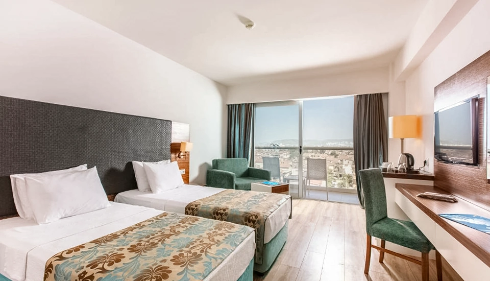 هتل پالم وینگز بیچ ریزورت آنتالیا